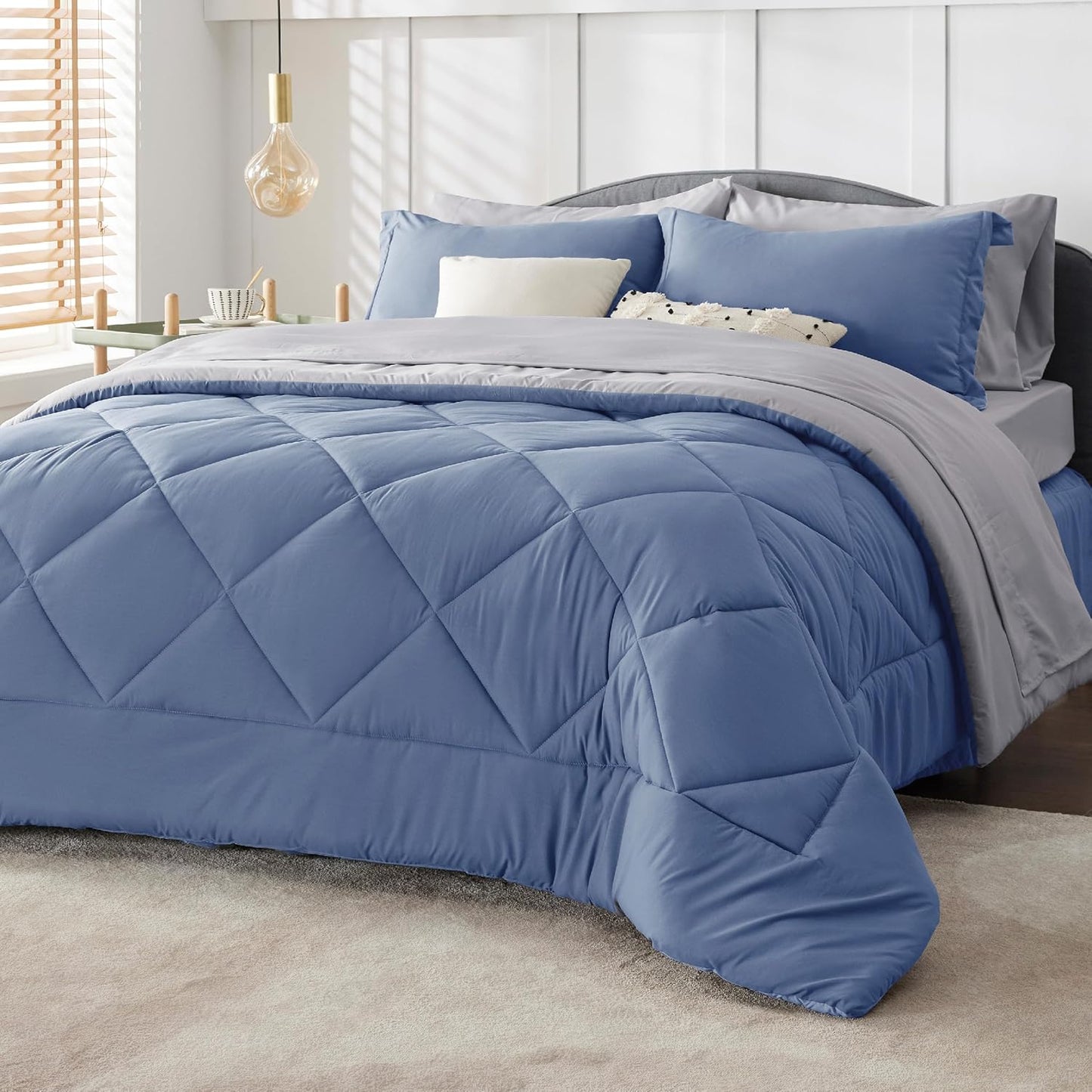 7 Pieces Reversible Comforter Set - Queen