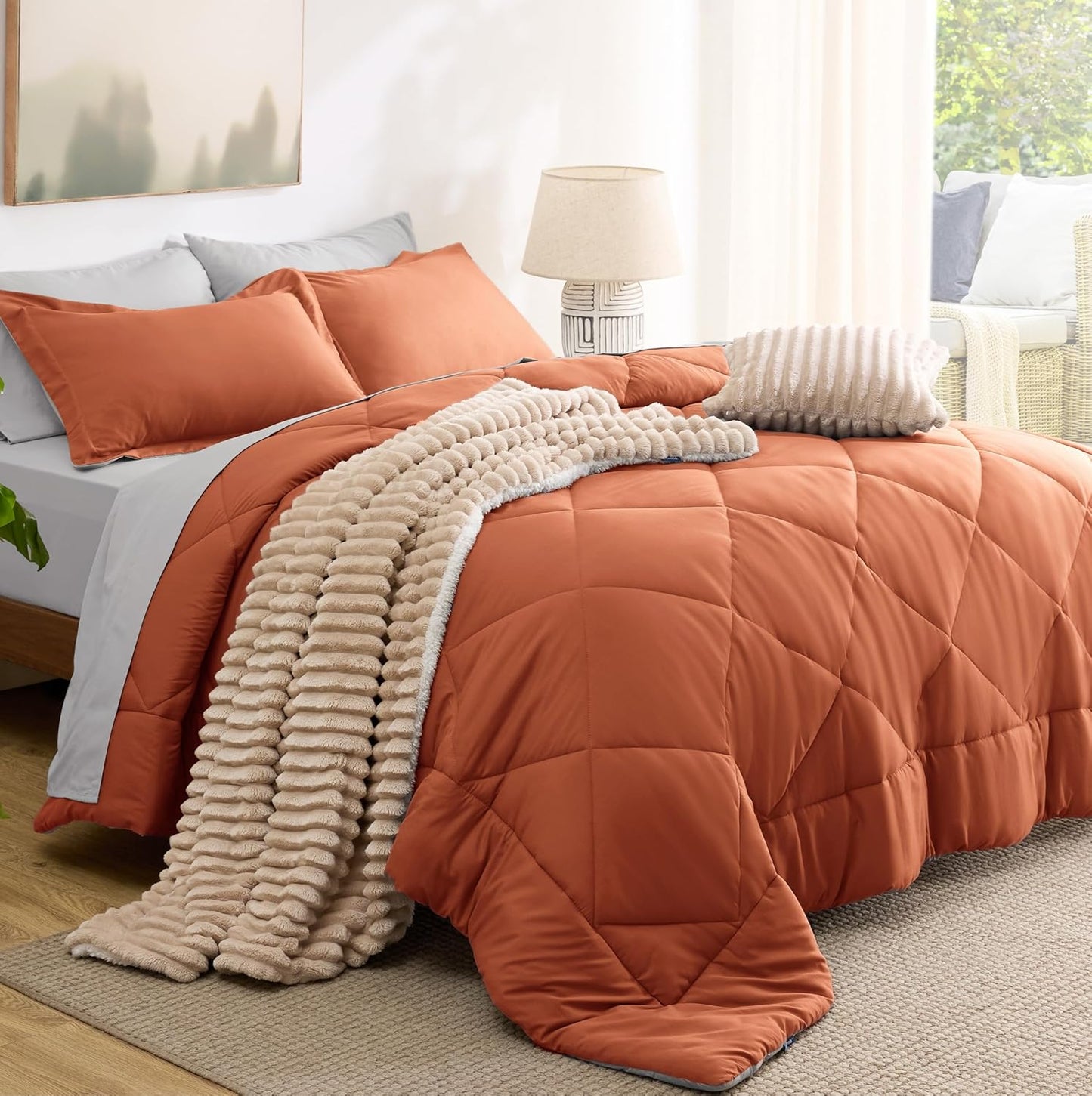 7 Pieces Reversible Comforter Set - Queen