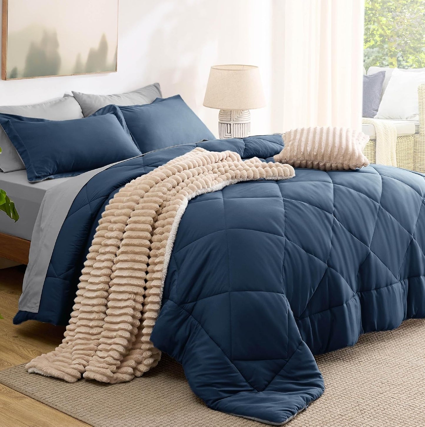7 Pieces Reversible Comforter Set - Queen