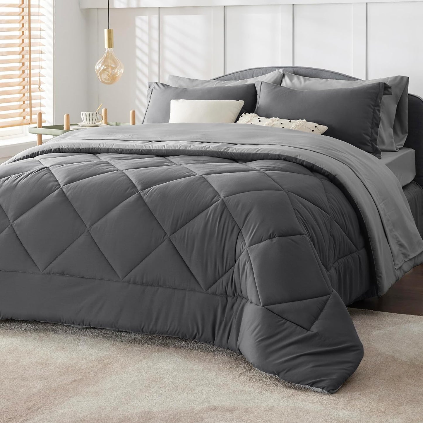 7 Pieces Reversible Comforter Set - Queen