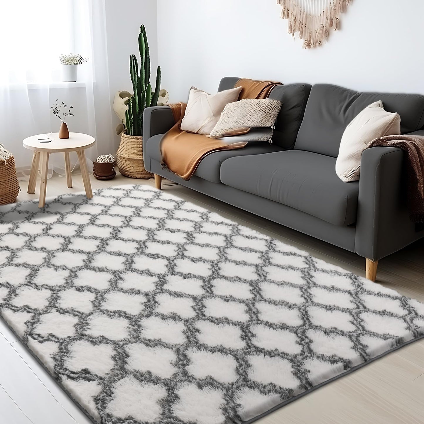 White/Black Area Rugs