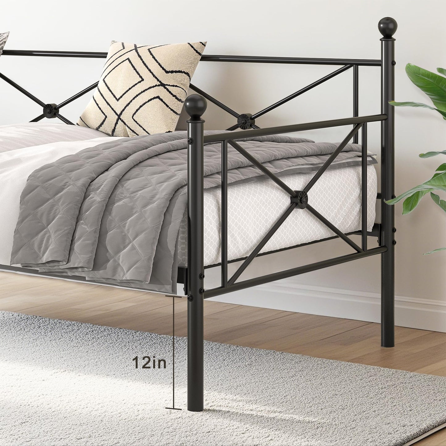 Metal Day Bed with Stylish Headboard