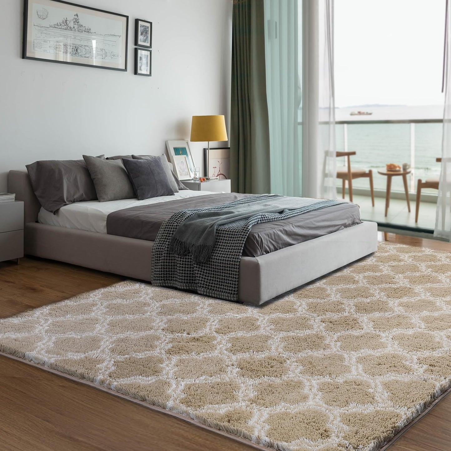 Beige/White Area Rugs