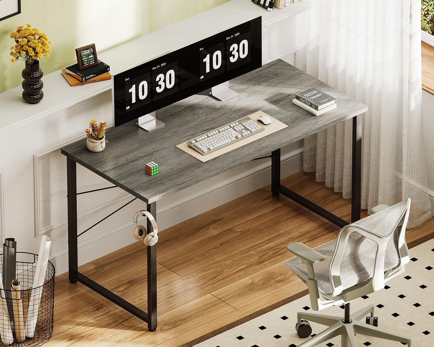 Simple and Spacious Study Desk