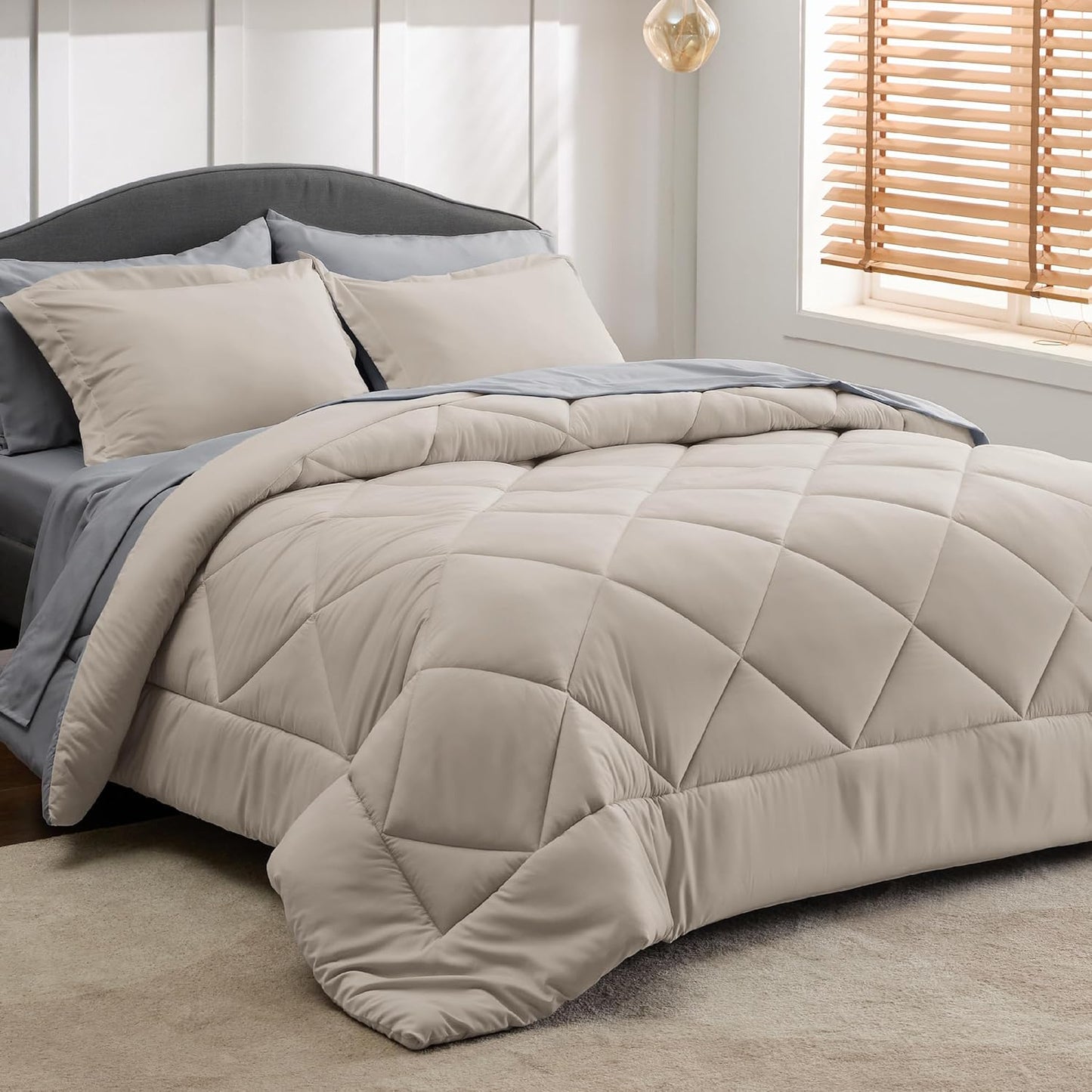 7 Pieces Reversible Comforter Set - Queen