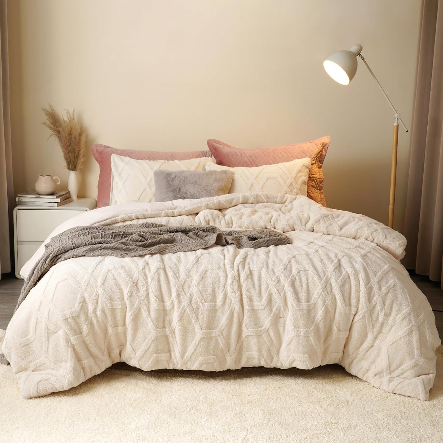 Queen Comforter Set