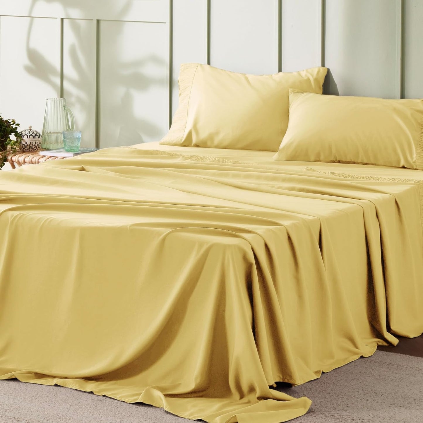 Premium Quality 4 Pieces Luxury Bed Sheet Set