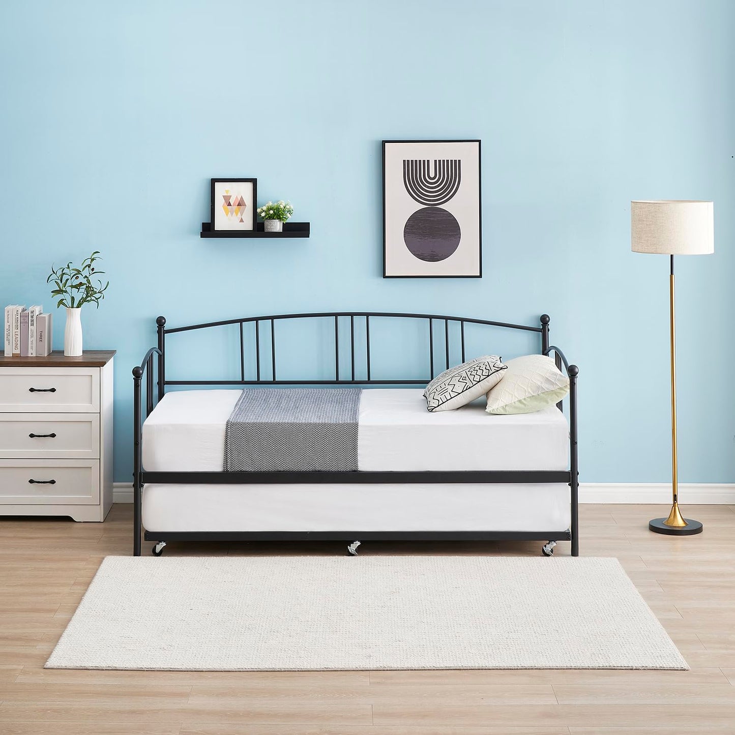 Twin Metal Daybed with Trundle