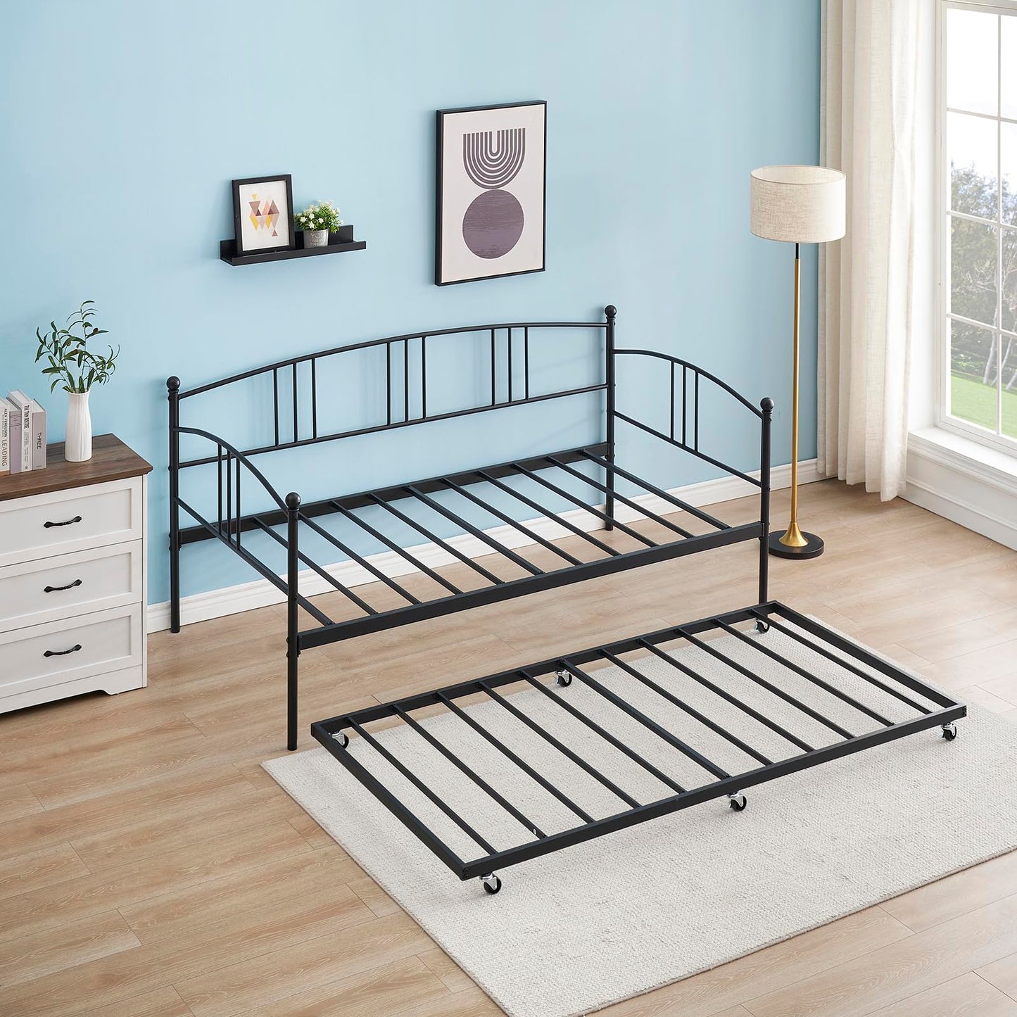 Twin Metal Daybed with Trundle