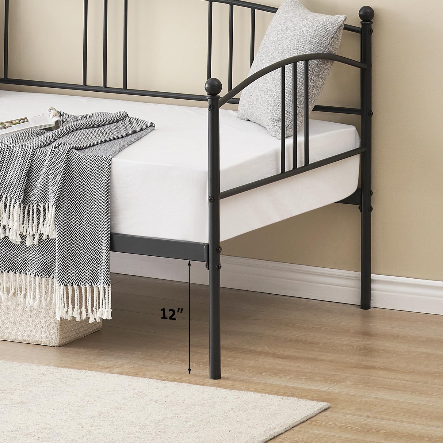 Twin Metal Daybed with Trundle