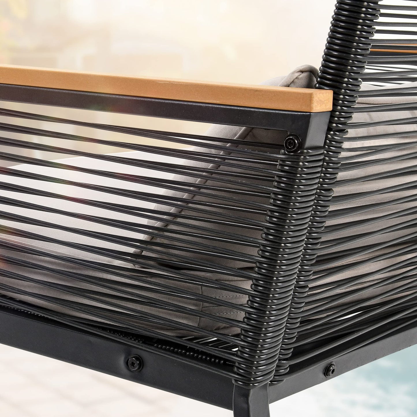 Modern 4-Piece Outdoor Wicker Patio Furniture Set