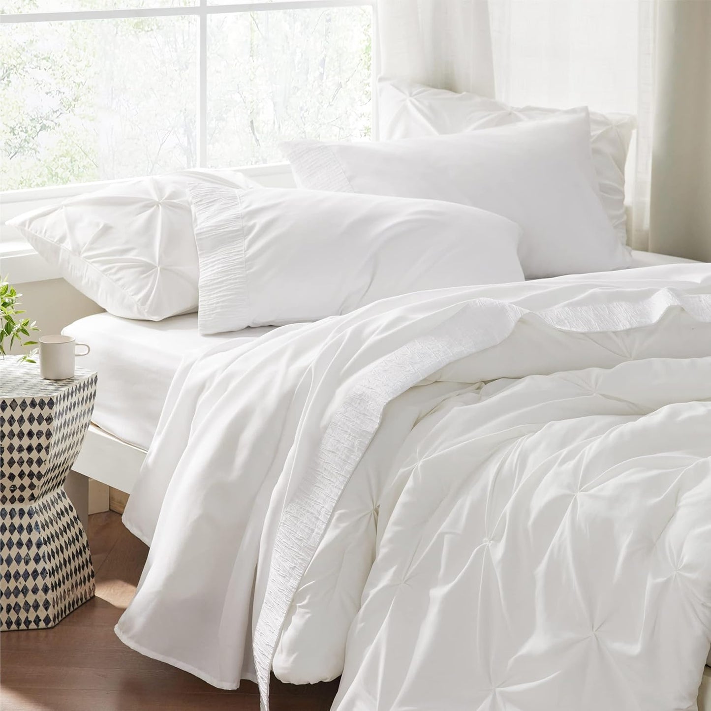 4 Pieces Luxury Bed Sheet Set