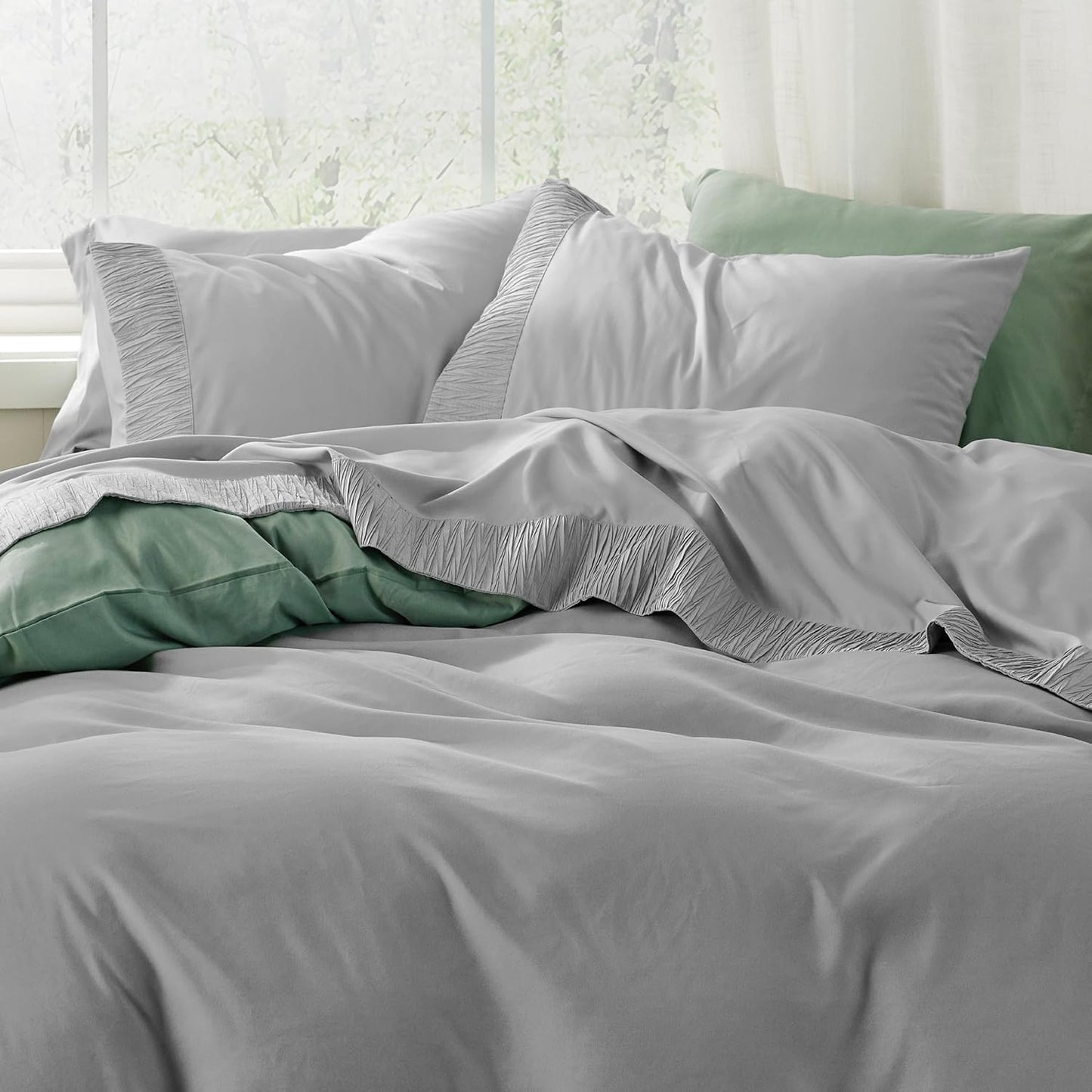 4 Pieces Luxury Bed Sheet Set