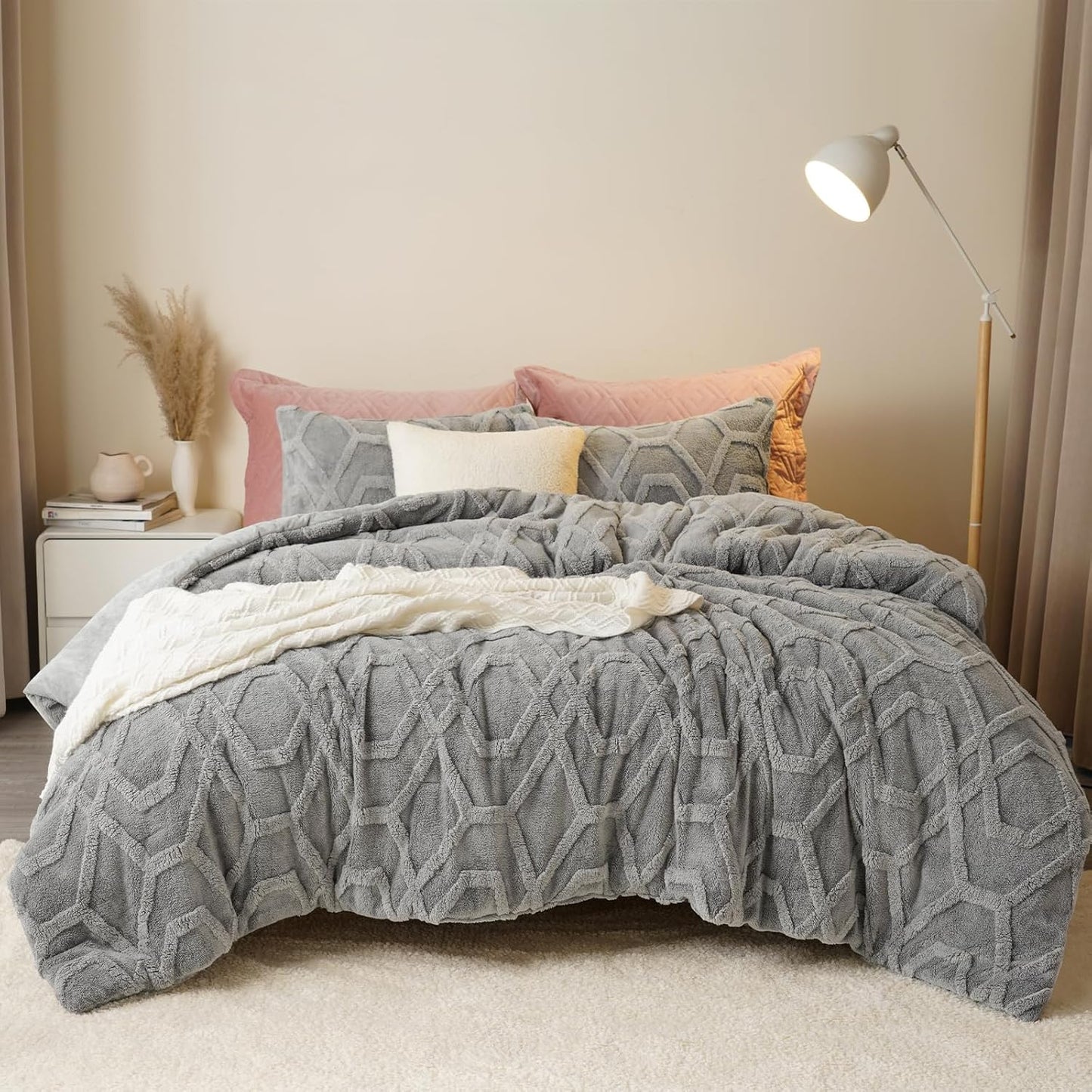 Queen Comforter Set
