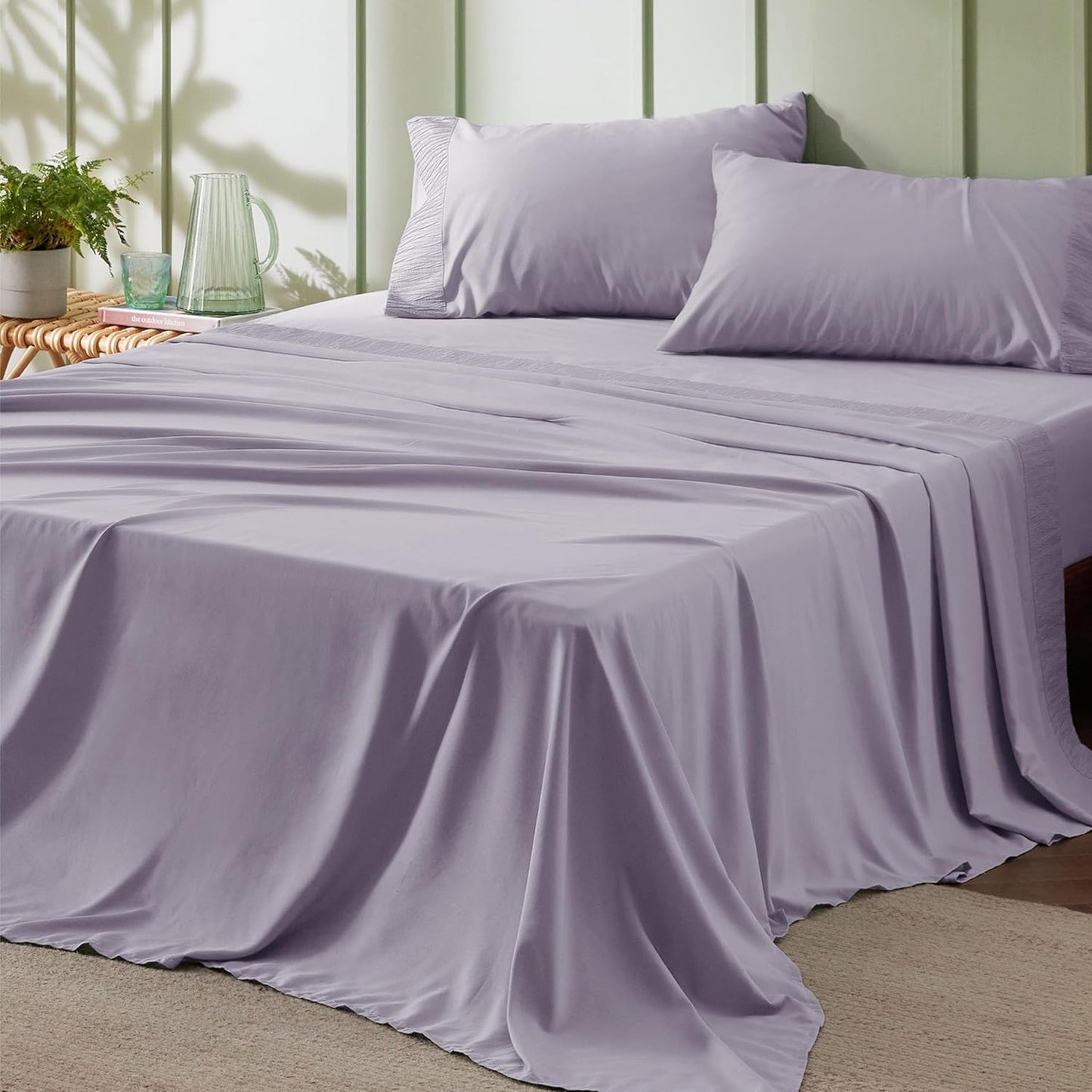 4 Pieces Luxury Bed Sheet Set