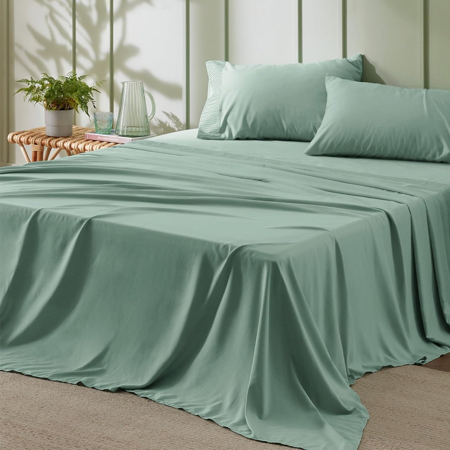 4 Pieces Luxury Bed Sheet Set