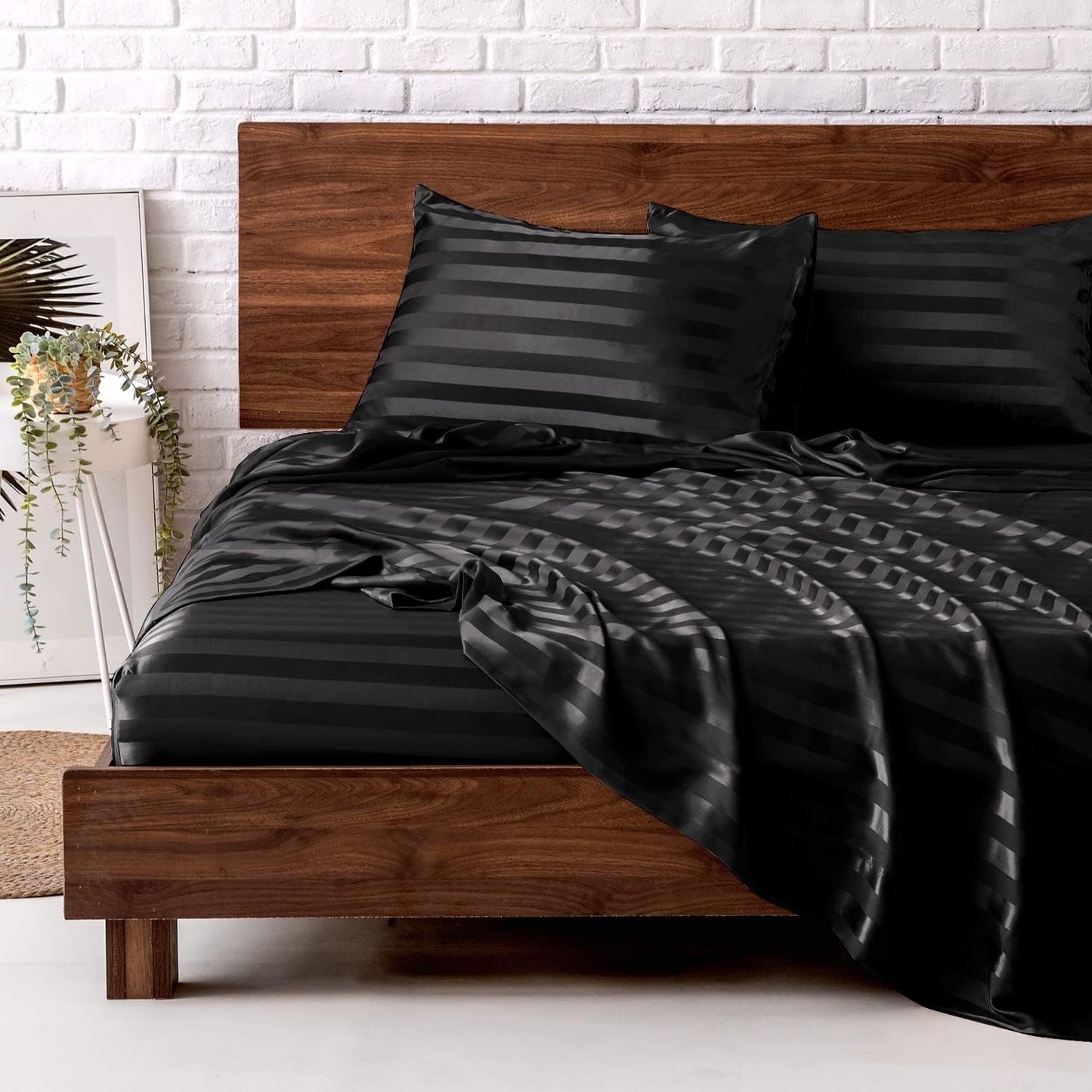 Silky Bed sheet set with 15 inches deep pocket