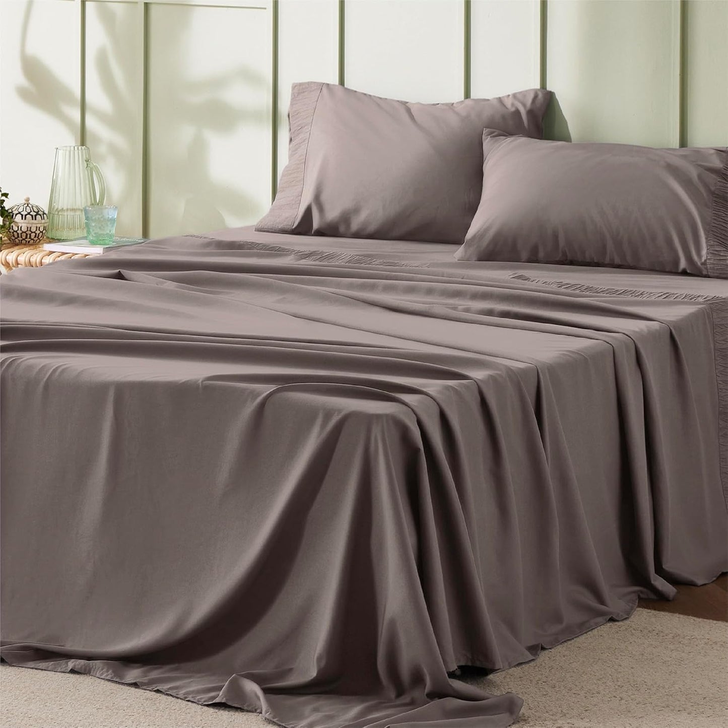 4 Pieces Luxury Bed Sheet Set